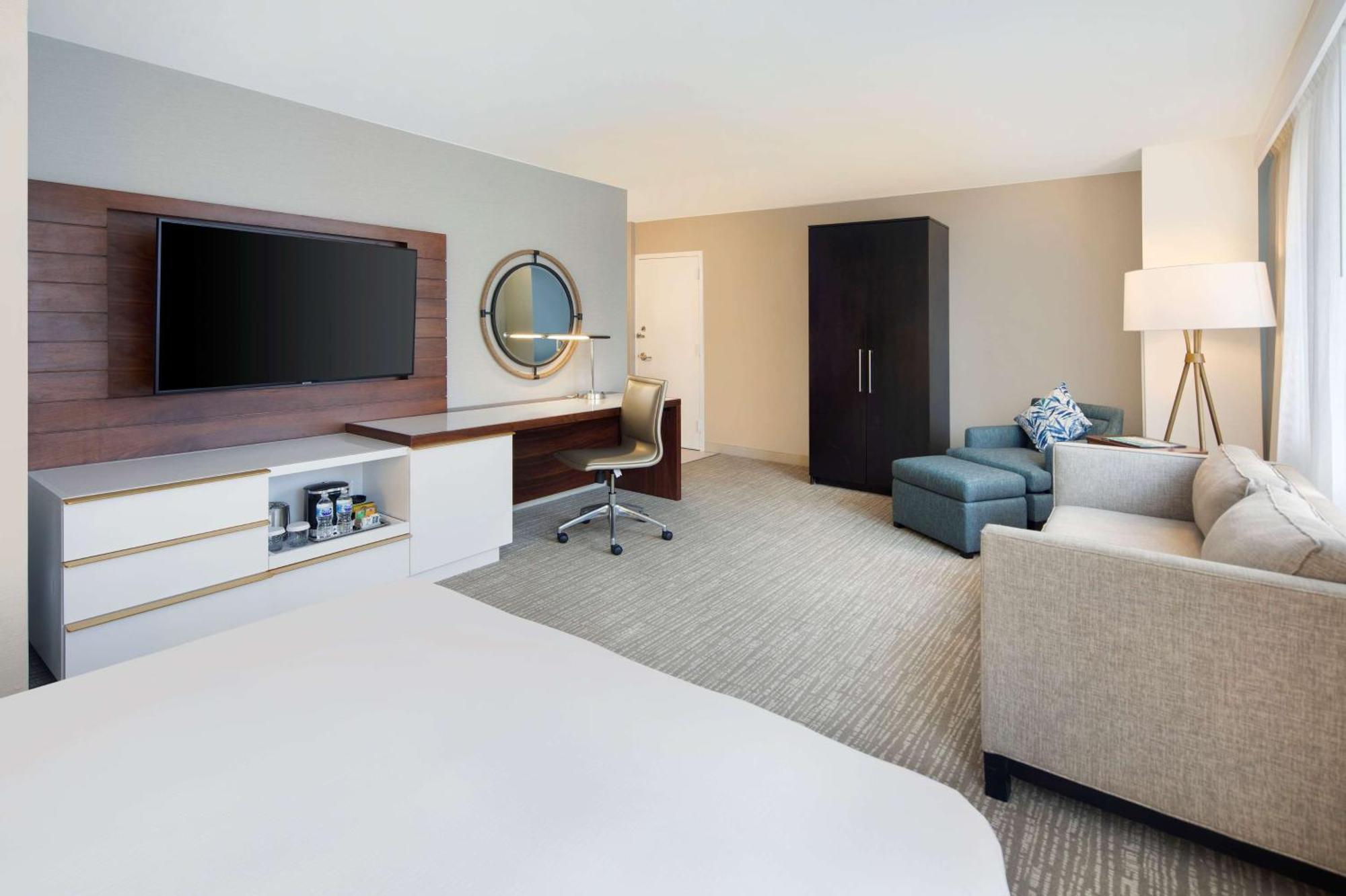 Doubletree By Hilton Hotel Deerfield Beach Boca Raton Exterior photo